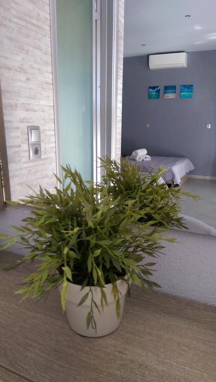 Aimilias Family Apartments Vrasná المظهر الخارجي الصورة