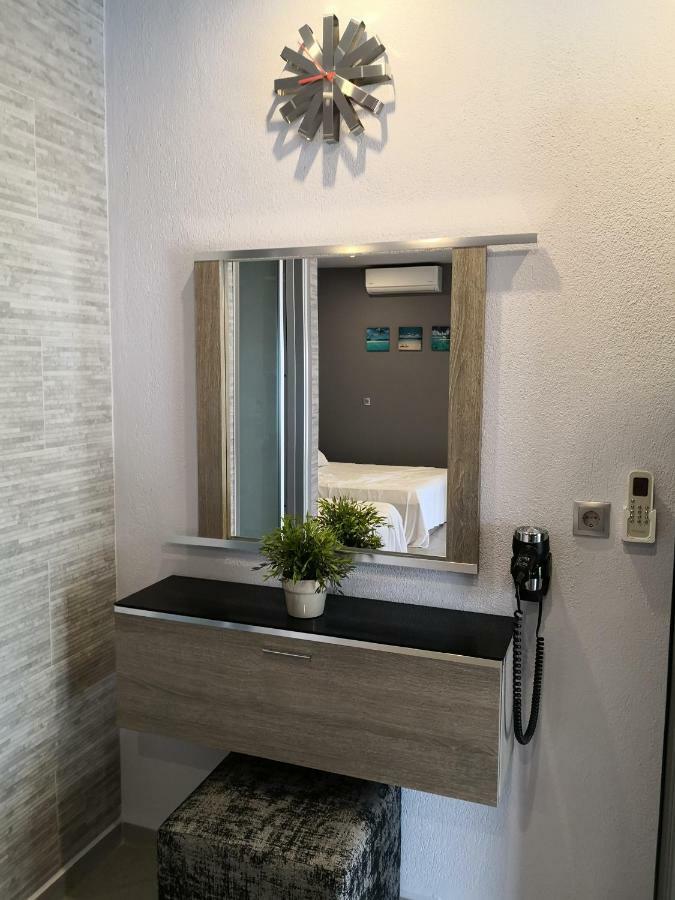 Aimilias Family Apartments Vrasná المظهر الخارجي الصورة