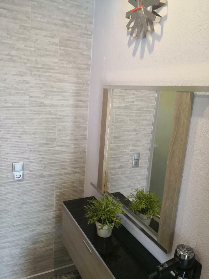 Aimilias Family Apartments Vrasná المظهر الخارجي الصورة